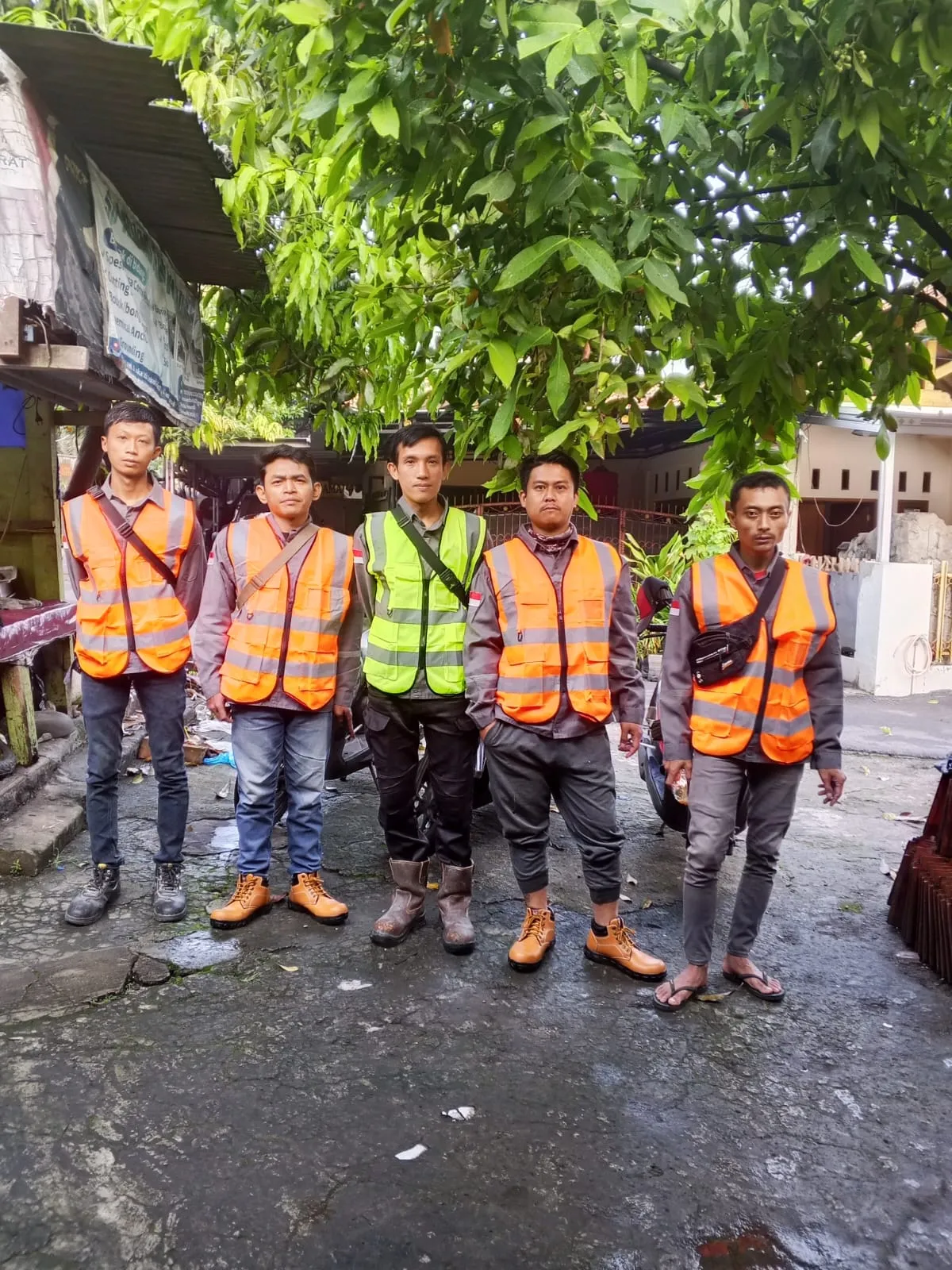  - Bandung